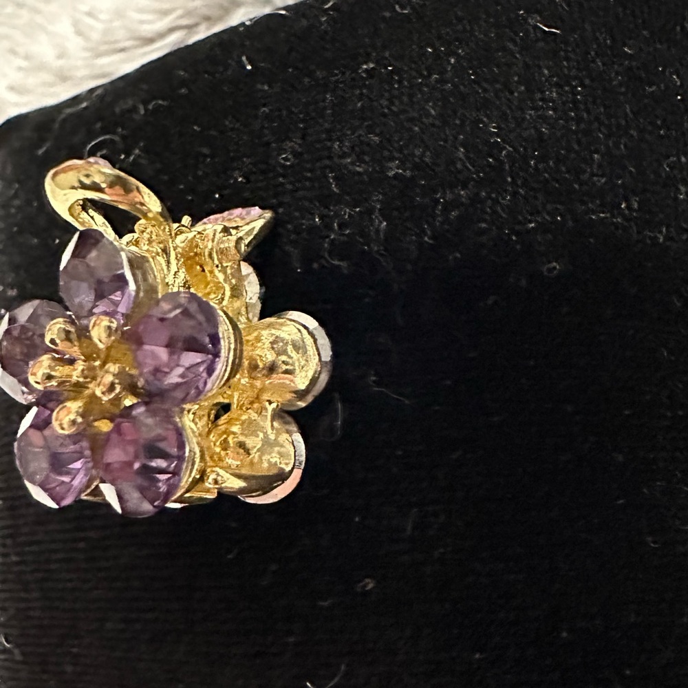 Purple Rhinestone Flower Clip - Picture 4 of 4